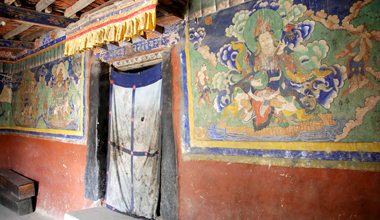 thanka_art_painted_in_a_monastry_in_Upper_mustang_thumb.jpg